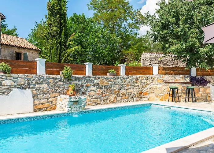 Sweet Retreat Вилла Бадерна